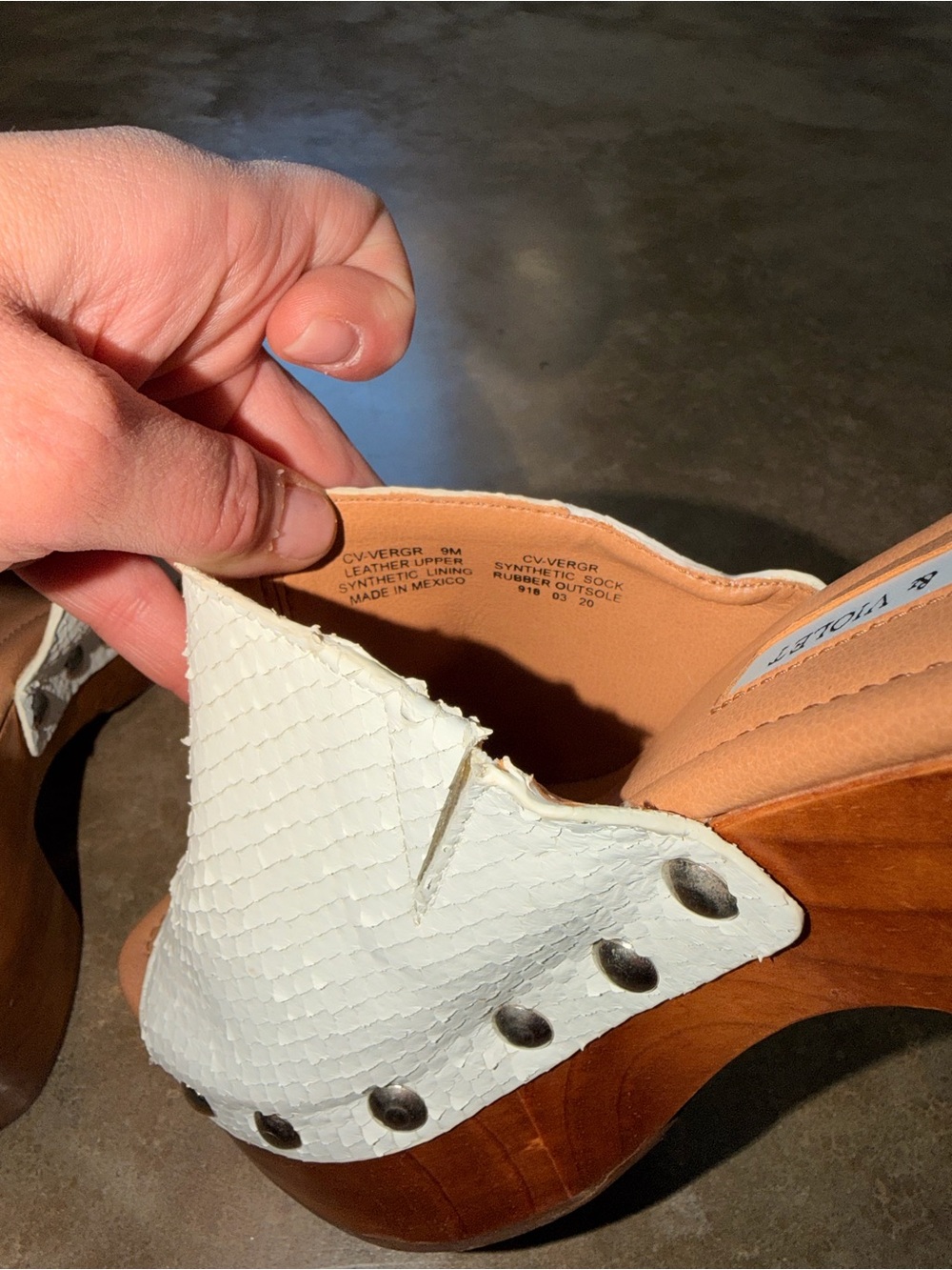 Chelsea & Violet White Snakeskin Wood Clog Mule Heels Studded Platform Size 9 - Picture 7 of 11
